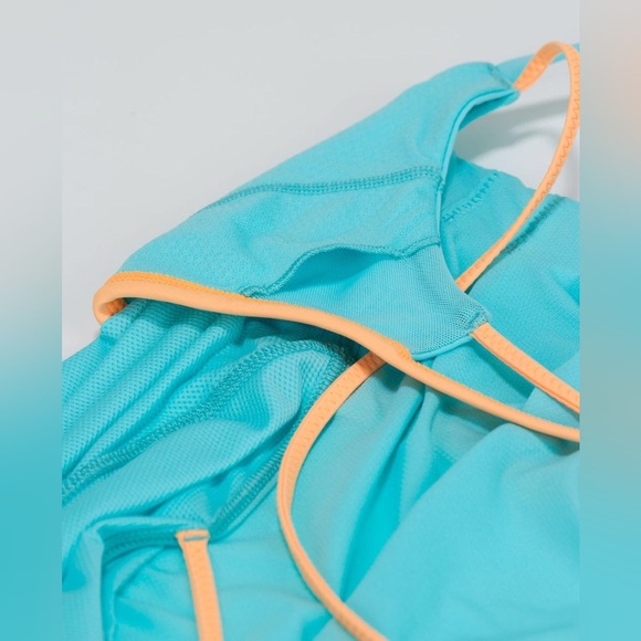 Lululemon Flow & Go Tank in Angel Blue / Creamsicle Pop Size 6. - Picture 14 of 15